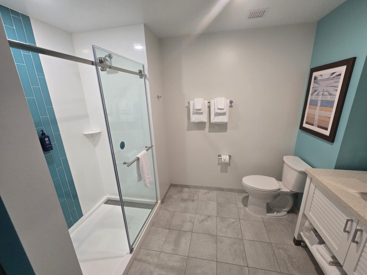 The bathroom in a studio room at Margaritaville Atlanta